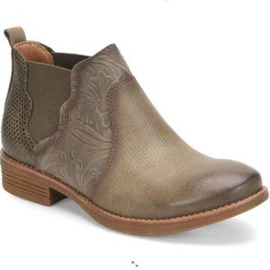 Comfortiva Pale Olive Tenny Leather Bootie